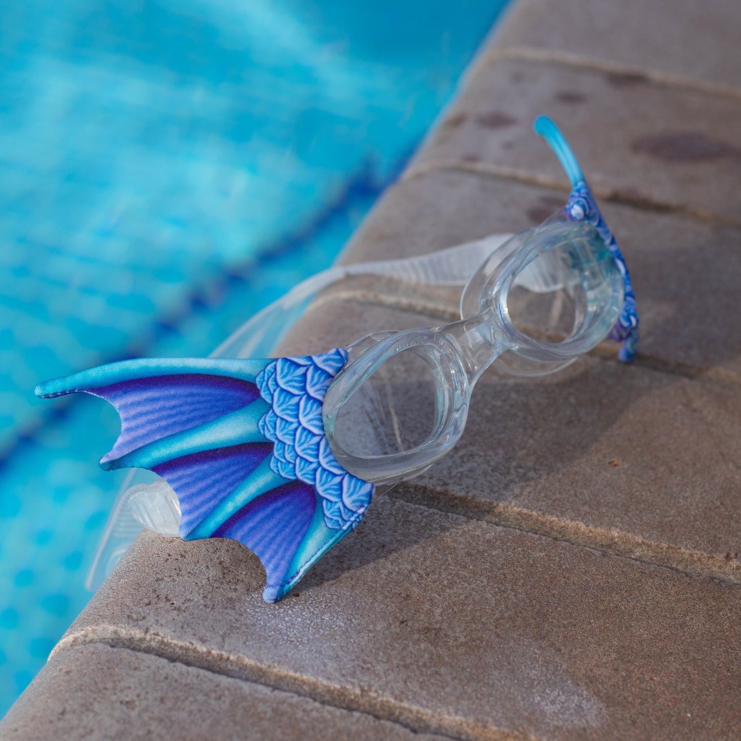Periwinkle Goggle Fins